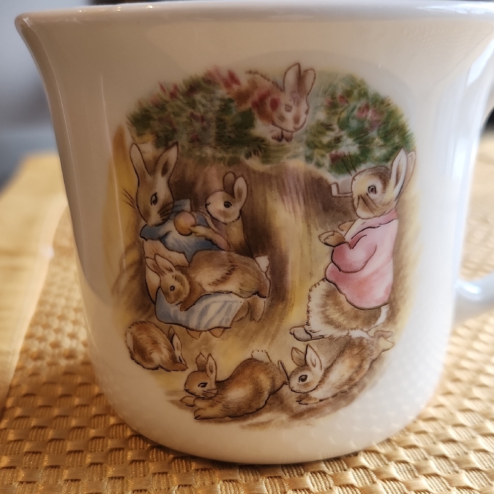 The Flopsy Bunnies Royal Albert Bone China Collectible Cup Beatrix Potter Englan